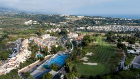 Duplex for sale in Los Pinos de Aloha, Nueva Andalucia