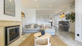 Apartamento en venta en Nueva Andalucia, Marbella