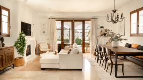 Villa for sale in La Resina Golf, Estepona Öst