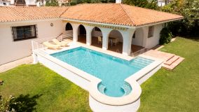 Villa for sale in San Pedro de Alcantara