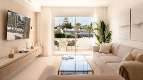 Zweistöckiges Penthouse zu verkaufen in Los Dragos, Nueva Andalucia