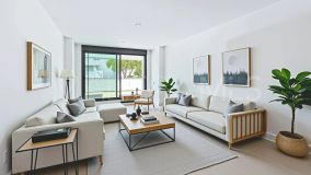Apartment for sale in Las Mesas, Estepona Town