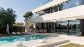 Villa for sale in Los Monteros, Marbella Öst