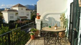 Adosado en venta en Aloha Pueblo, Nueva Andalucia