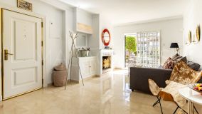 Appartement rez de chaussée for sale in Aloha Pueblo, Nueva Andalucia