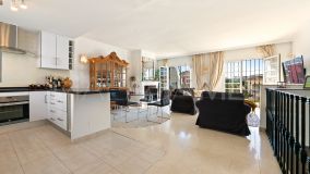 Maison de Ville for sale in Aloha Pueblo, Nueva Andalucia