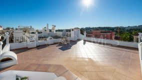 Maison de Ville for sale in Aloha Pueblo, Nueva Andalucia