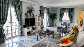 Town House for sale in Aloha Pueblo, Nueva Andalucia