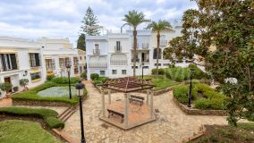 Reihenhaus zu verkaufen in Aloha Pueblo, Nueva Andalucia