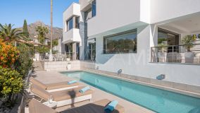 Villa for sale in Nagüeles, Marbella Golden Mile