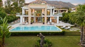 Villa for sale in Altos de Puente Romano, Marbella Golden Mile