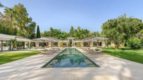 Villa for sale in Nueva Andalucia, Marbella