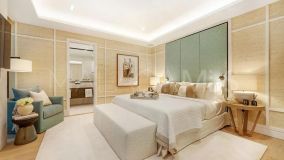 Villa for sale in Nueva Andalucia, Marbella