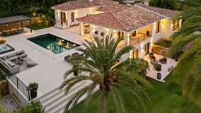 Villa for sale in Las Brisas, Nueva Andalucia