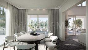 Villa for sale in La Cerquilla, Nueva Andalucia