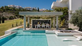 Villa for sale in Los Flamingos, Benahavis
