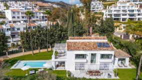 Villa for sale in Nueva Andalucia, Marbella