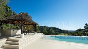Villa for sale in Los Arqueros, Benahavis