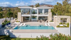 Villa for sale in La Quinta, Benahavis