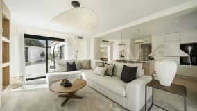 Villa zu verkaufen in Linda Vista Baja, San Pedro de Alcantara