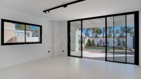 Villa for sale in Costalita, Estepona Öst