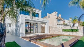 Villa for sale in Costalita, Estepona Öst