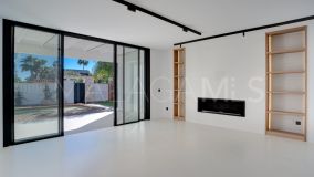 Villa for sale in Costalita, Estepona Öst