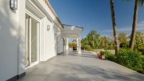Villa for sale in Atalaya, Estepona Est