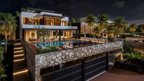 Villa en venta en New Golden Mile, Estepona Este