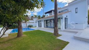 Villa zu verkaufen in Nueva Andalucia, Marbella