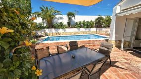 Villa en venta en El Chaparral, Mijas Costa