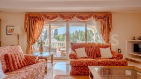 Villa for sale in El Paraiso, Estepona Est