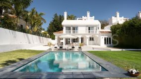 Villa for sale in Bel Air, Estepona East