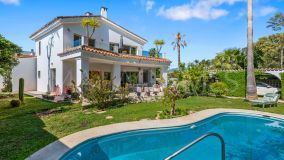 Villa for sale in San Pedro de Alcantara