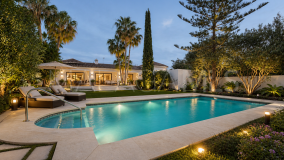 Villa for sale in Linda Vista Baja, San Pedro de Alcantara