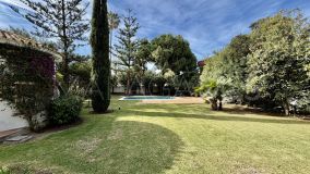 Villa for sale in Linda Vista Baja, San Pedro de Alcantara