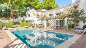 Villa for sale in Sierrezuela, Mijas Costa
