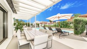 Villa for sale in Las Chapas, Marbella East