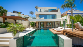 Villa for sale in Nueva Andalucia, Marbella