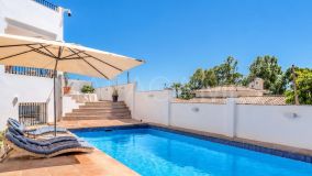 Villa for sale in Nueva Andalucia, Marbella
