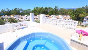 Ático en venta en Elviria, Marbella Este