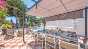 Villa en venta en Hacienda las Chapas, Marbella Este