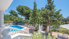 Villa en venta en Hacienda las Chapas, Marbella Este