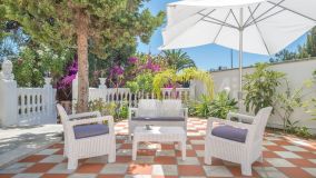 Villa en venta en Hacienda las Chapas, Marbella Este