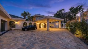 Villa for sale in Rio Real, Marbella East