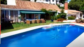 Villa en venta en Nueva Andalucia, Marbella