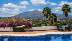 Villa for sale in Nueva Andalucia, Marbella