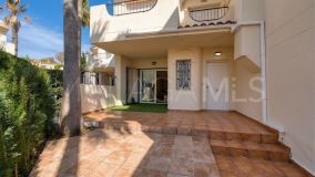 Town House for sale in Costabella, Marbella East