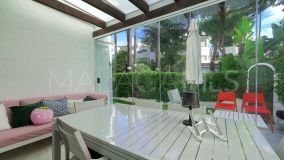 Markplanslägenhet for sale in Elviria, Marbella Öst