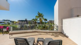 Markplanslägenhet for sale in Los Arqueros, Benahavis